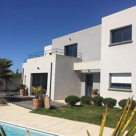 Maison Moderne Avec Piscine Chauffee Dans La Baie Du Mont St Michel 200M2 Yquelon Εξωτερικό φωτογραφία